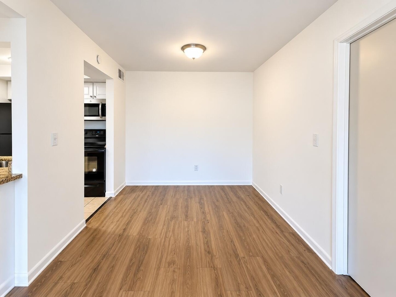 838 Nw Fork Rd #838 - Photo 3 of 12