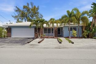 1236 Ne 18th Ave #A - Photo 1 of 1