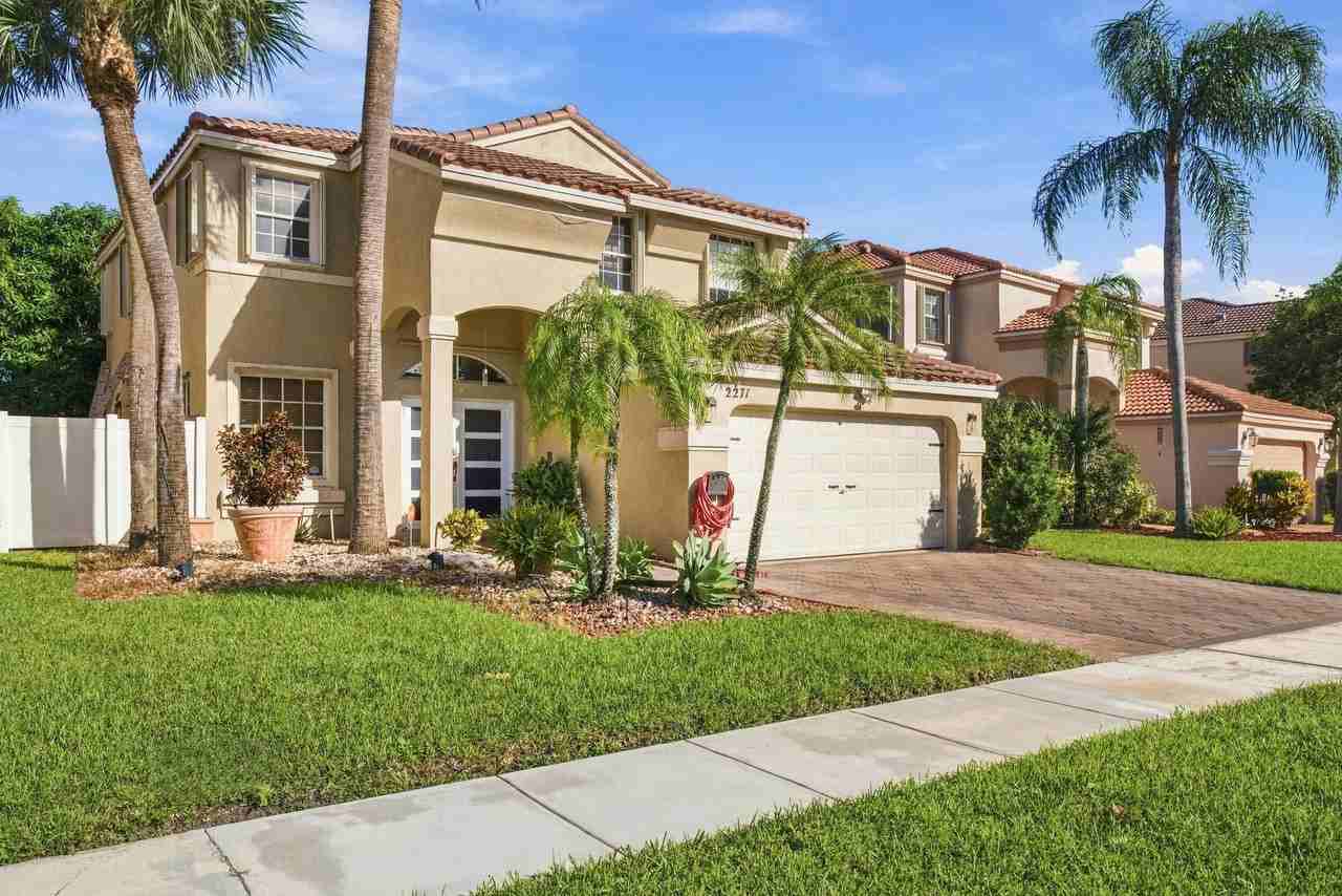 2271 Nw 159th Ave - Photo 5 of 50
