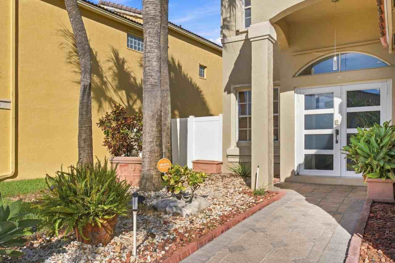 2271 Nw 159th Ave - Photo 7 of 50