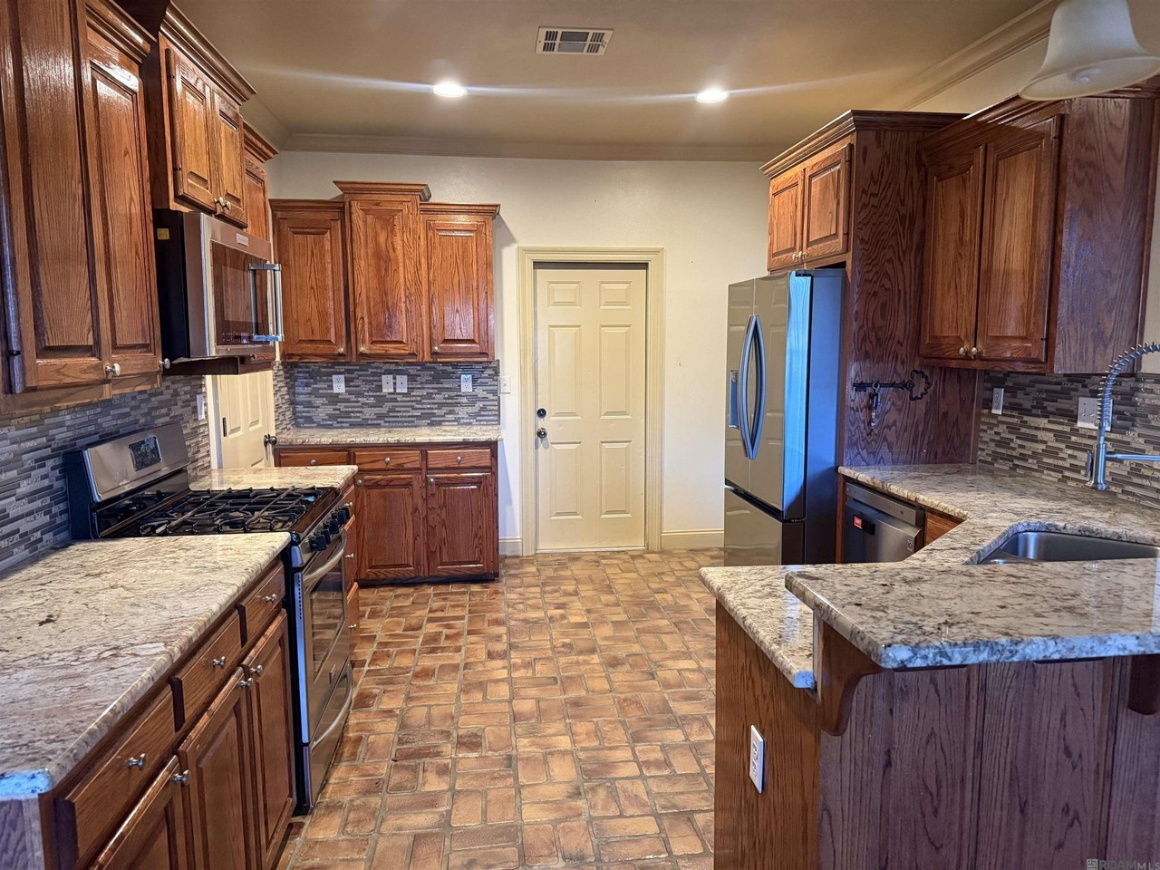 37206 Saint Marie Ave - Photo 4 of 12