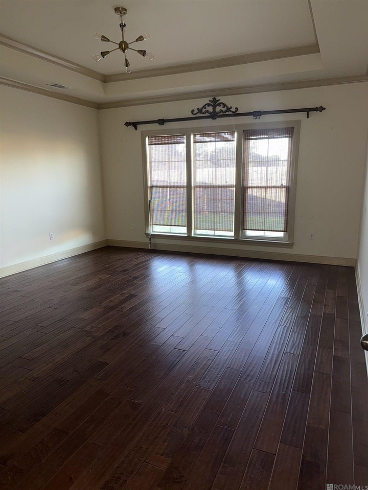 37206 Saint Marie Ave - Photo 5 of 12