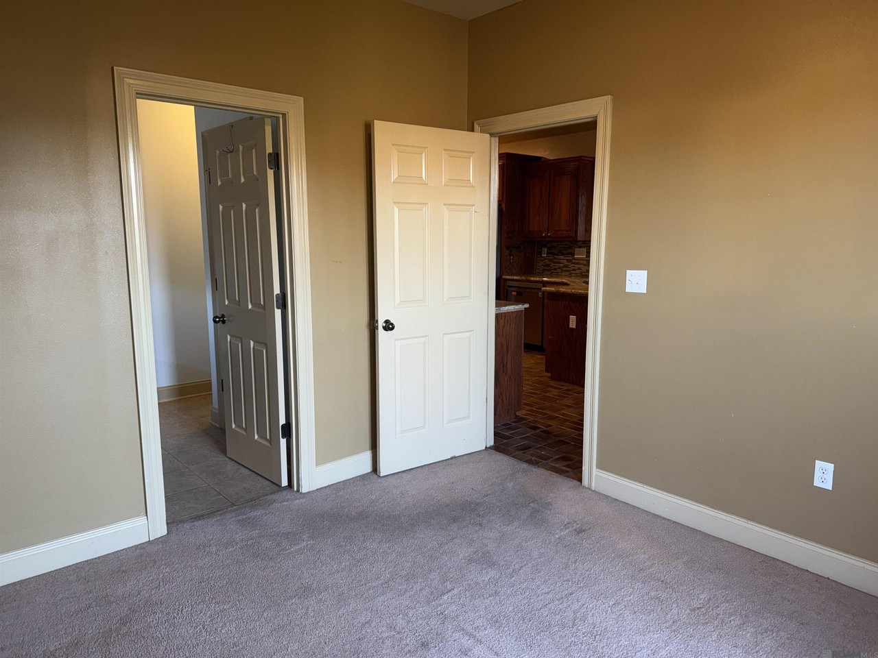37206 Saint Marie Ave - Photo 7 of 12