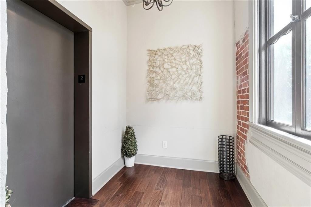 431 Gravier St - Photo 3 of 24