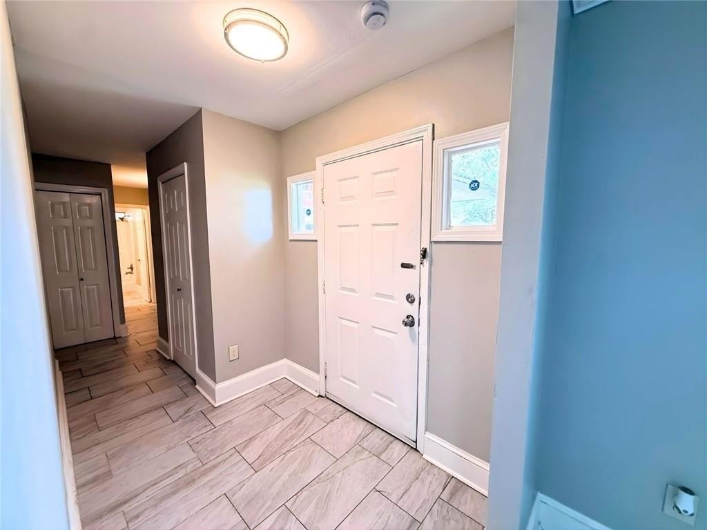 7920 Branch Dr - Photo 2 of 15