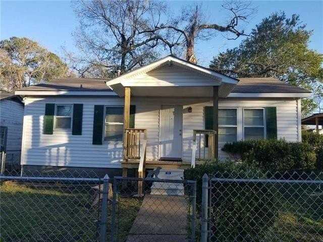 1410 College St - Photo 2 of 8