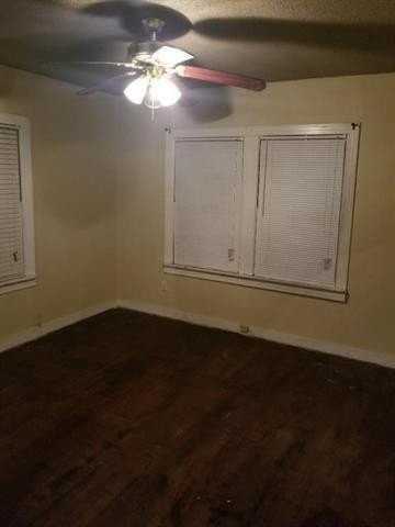 1410 College St - Photo 7 of 8