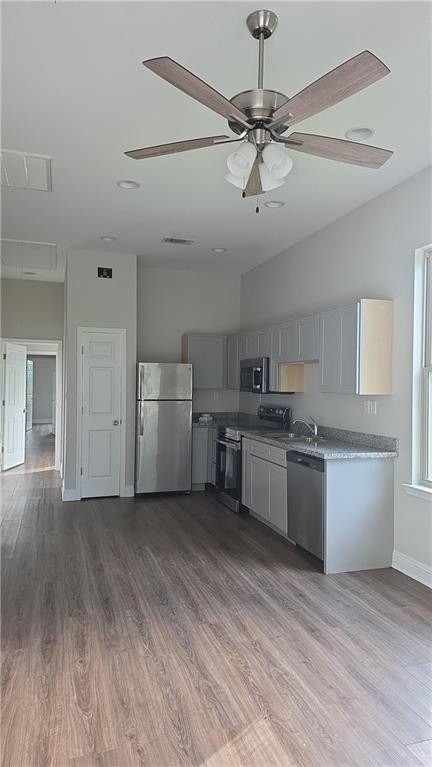 5317 N Galvez St - Photo 5 of 8
