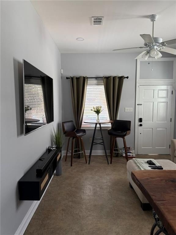 3109 Iberville St - Photo 4 of 32