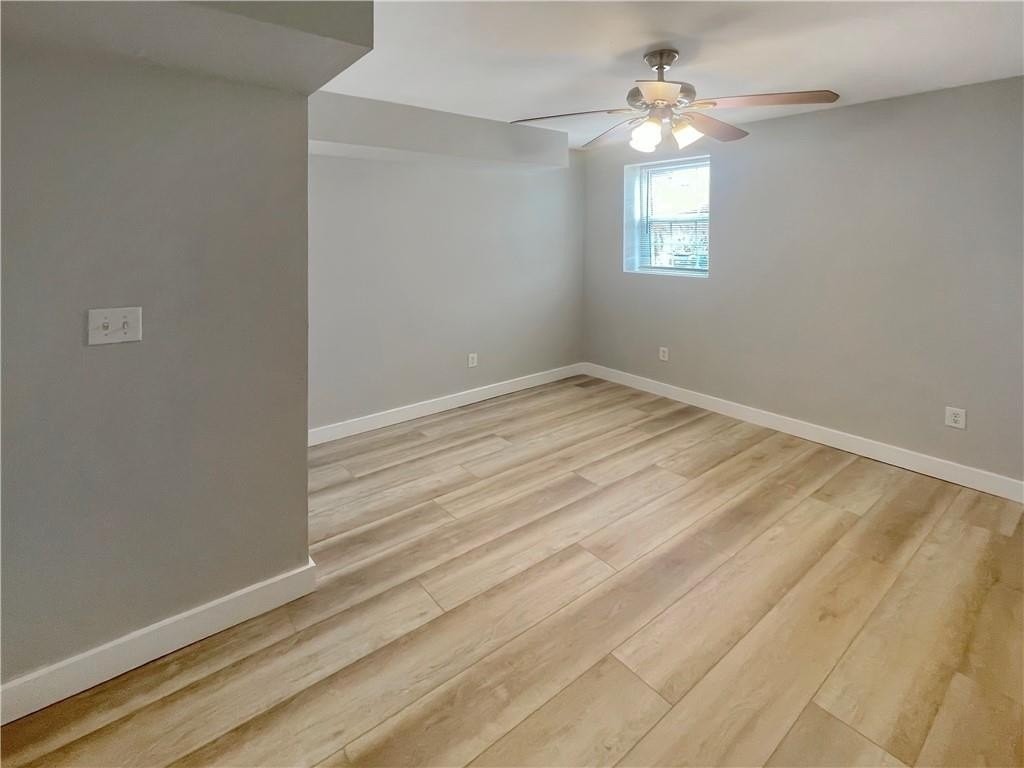 1803 S Rendon St - Photo 6 of 10