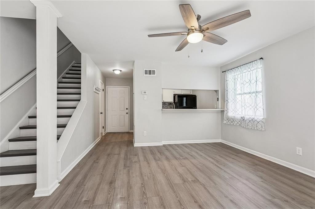 2800 Steamship Cir - Photo 5 of 18