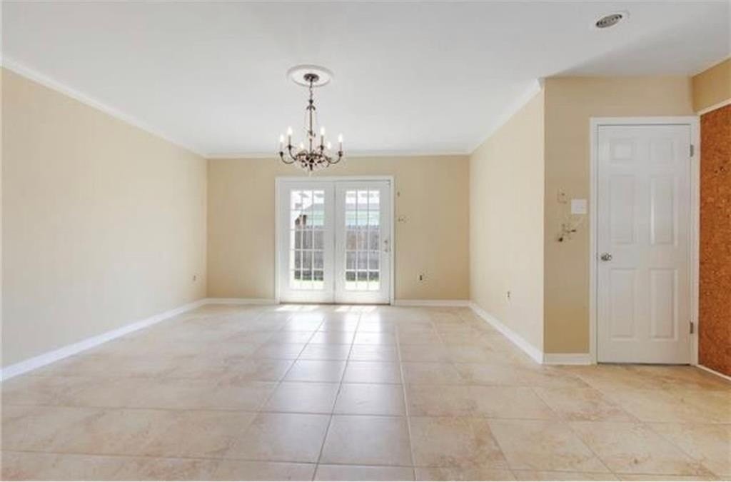 3817 Courtland Dr - Photo 5 of 13