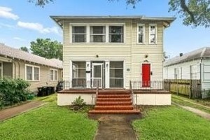 featured image of 2412 State St