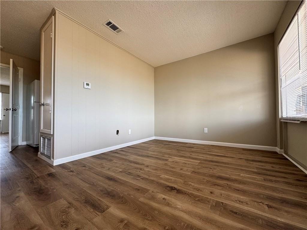 1716 Polk St - Photo 4 of 29