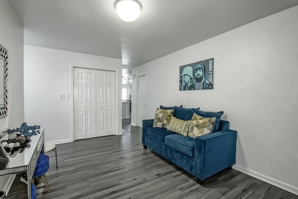 7708 Ligustrum Dr - Photo 5 of 22