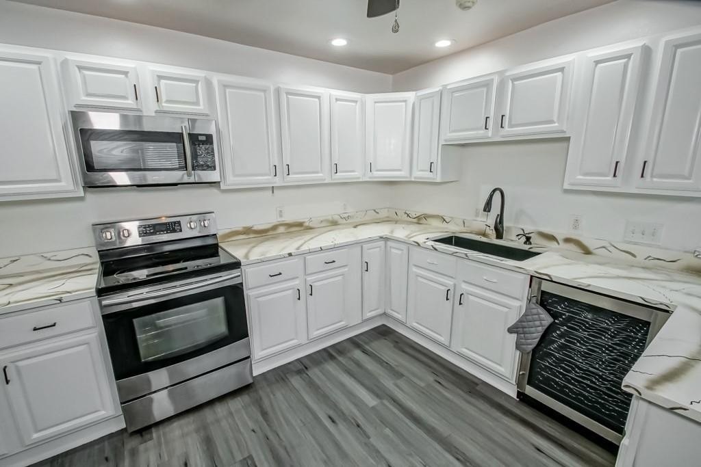 7708 Ligustrum Dr - Photo 7 of 22