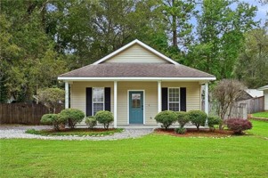 featured image of 71033 Shady Lake Dr