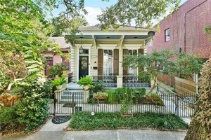 featured image of 827 Washington Ave