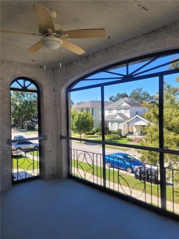 5521 Hawthorne Pl - Photo 3 of 16