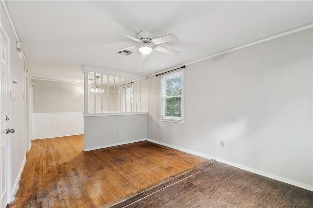 5828 General Haig St - Photo 4 of 15