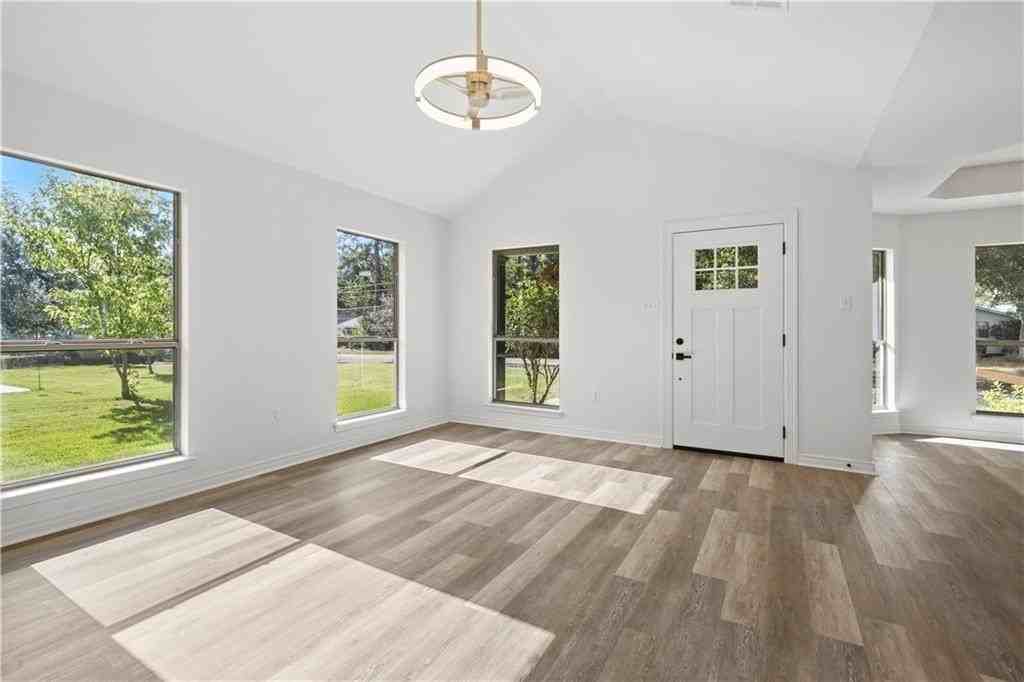 123 Scott St - Photo 2 of 13