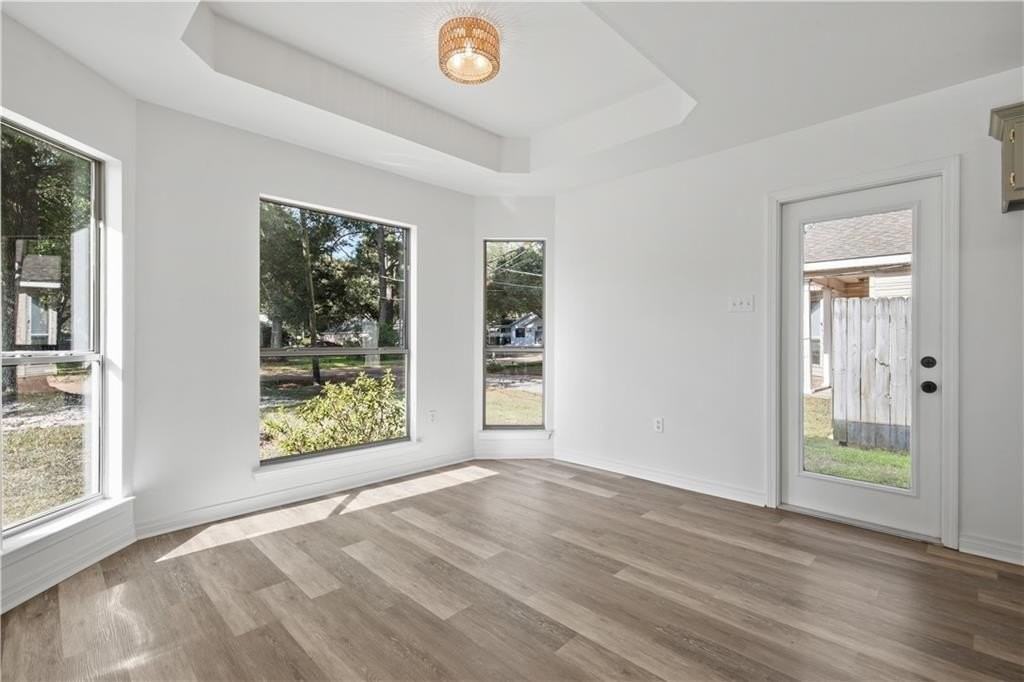 123 Scott St - Photo 6 of 13