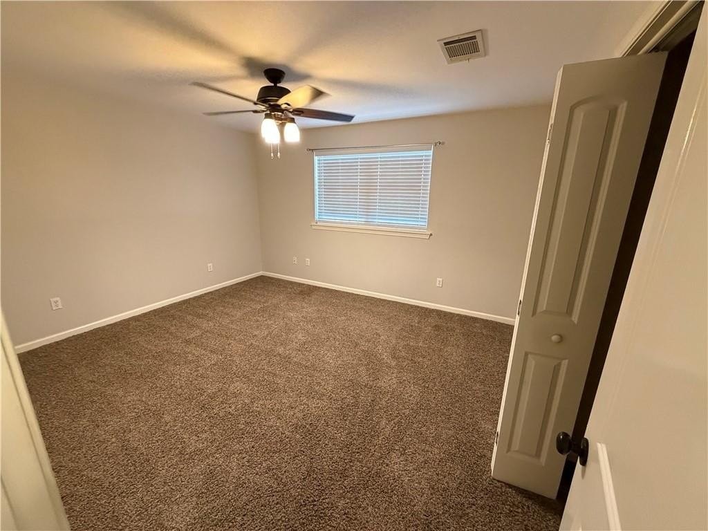2617 Creely Dr - Photo 6 of 12