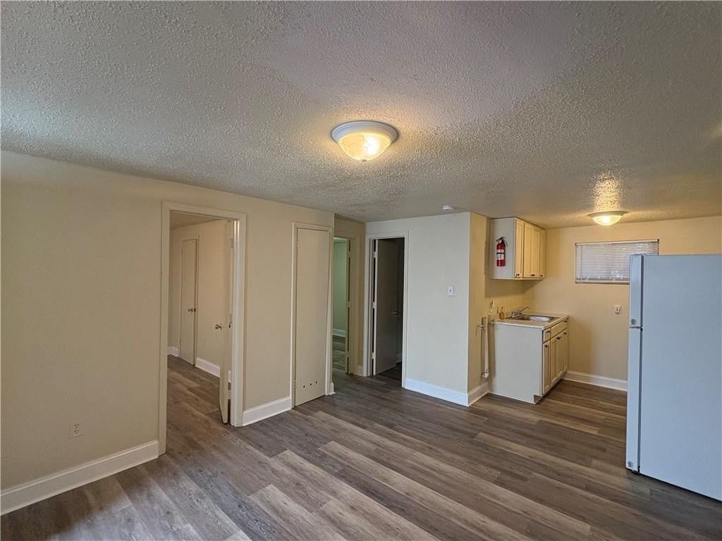 3918 Royal St - Photo 4 of 8