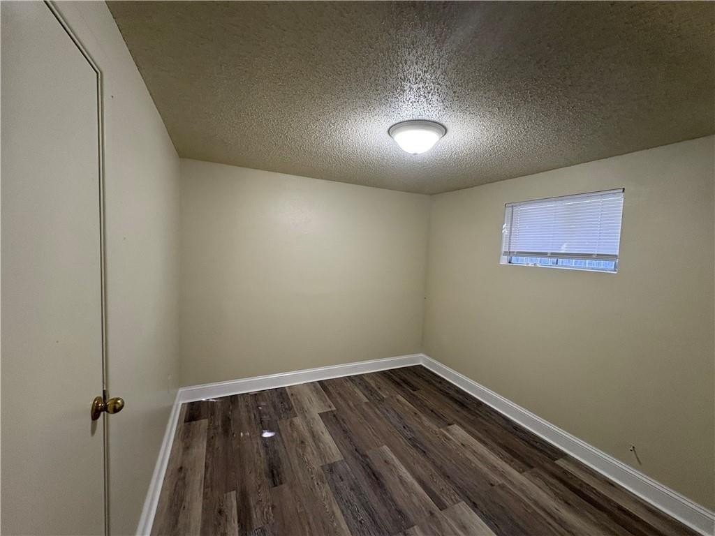 3918 Royal St - Photo 5 of 8