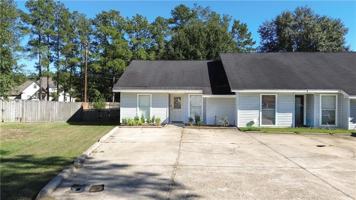 featured image of 14267 Woodlands Dr