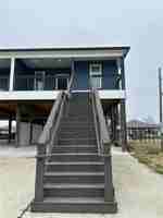 featured image of 142 Lakeview Dr