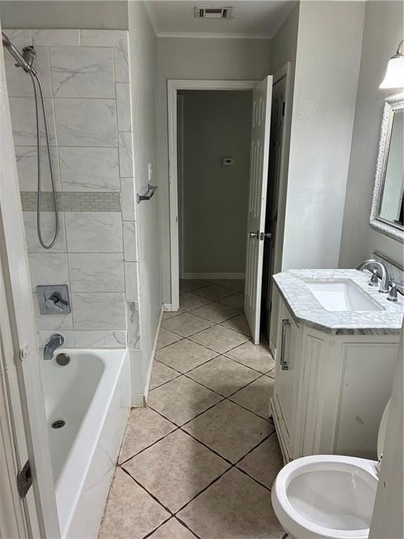 2104 7th St - Photo 5 of 11