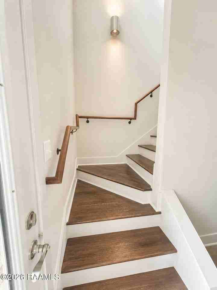 113 Highland Park Ln - Photo 6 of 11