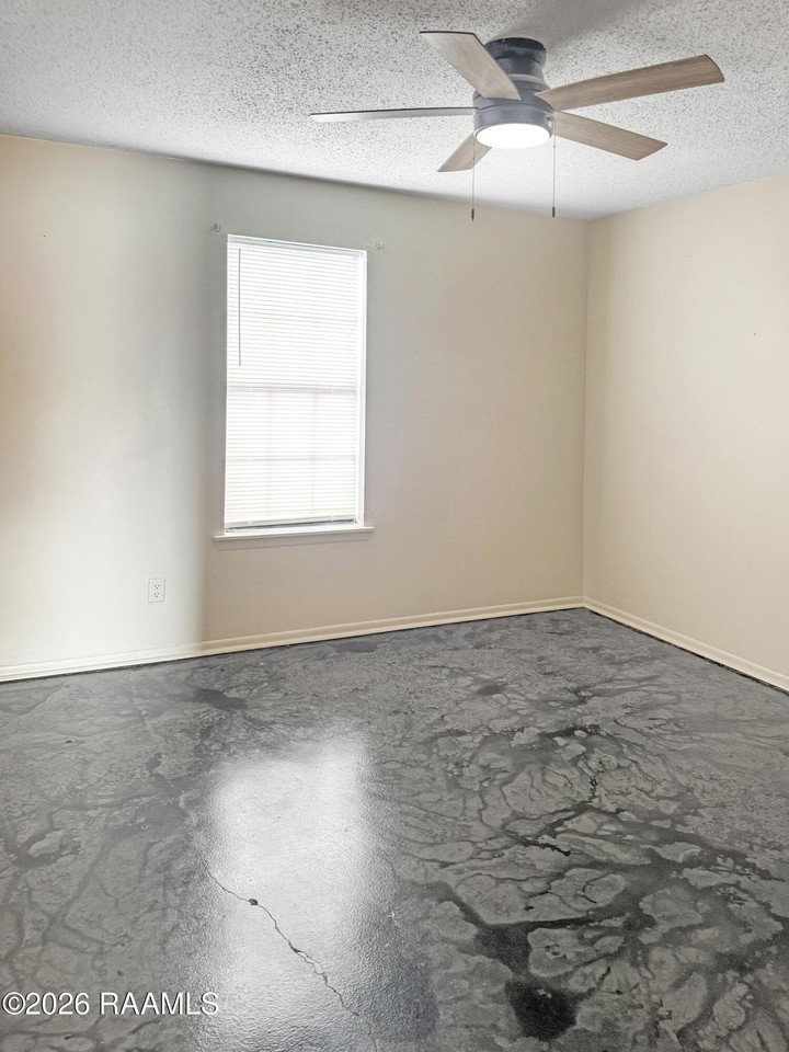 123 Township Ln - Photo 6 of 8