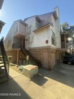 featured image of 1400 E Bayou Pkwy