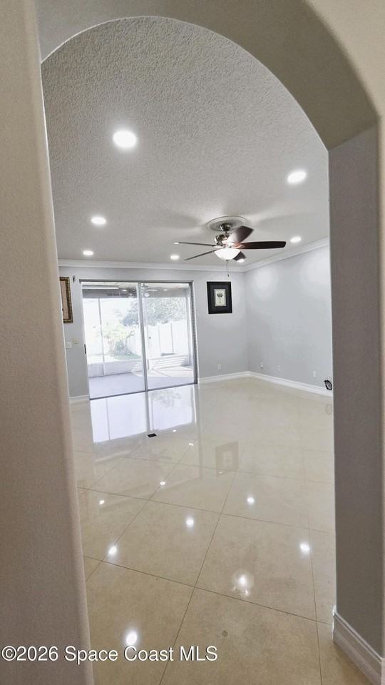 2893 Glasbern Cir - Photo 6 of 36
