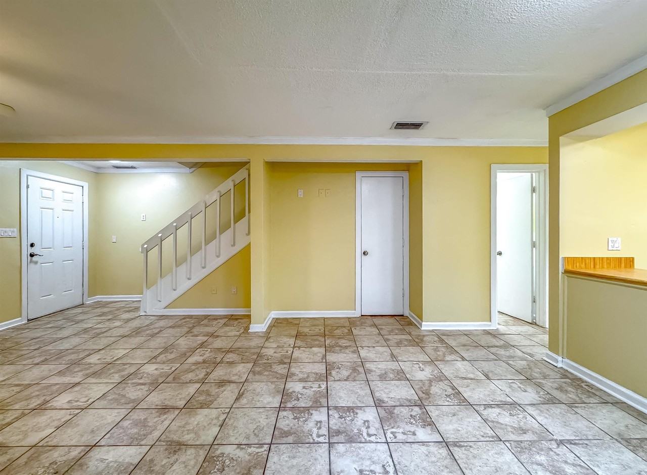 2277 Green Timbers Trl #A - Photo 6 of 32