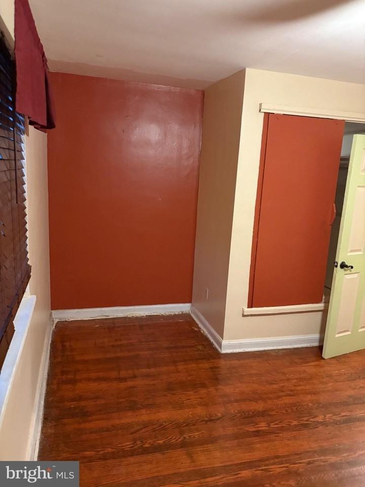 3303 Ames St Ne - Photo 5 of 22