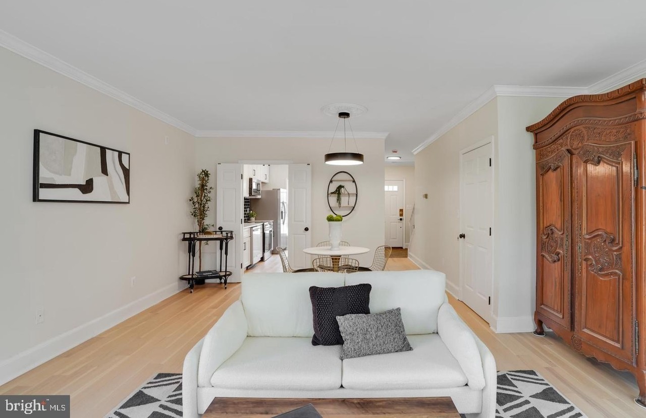 4339 Massachusetts Ave Nw #4339 - Photo 6 of 25