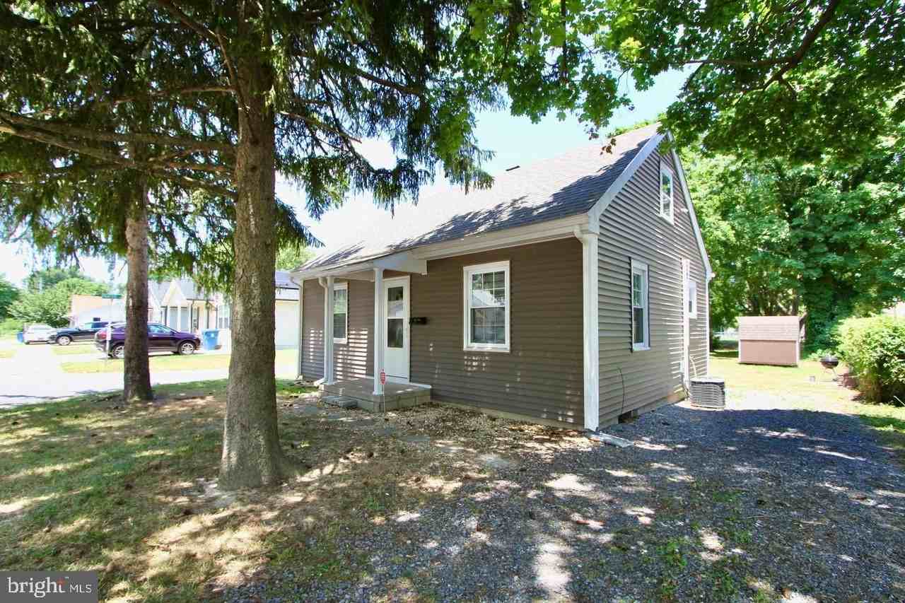 31 Stevens St - Photo 2 of 14