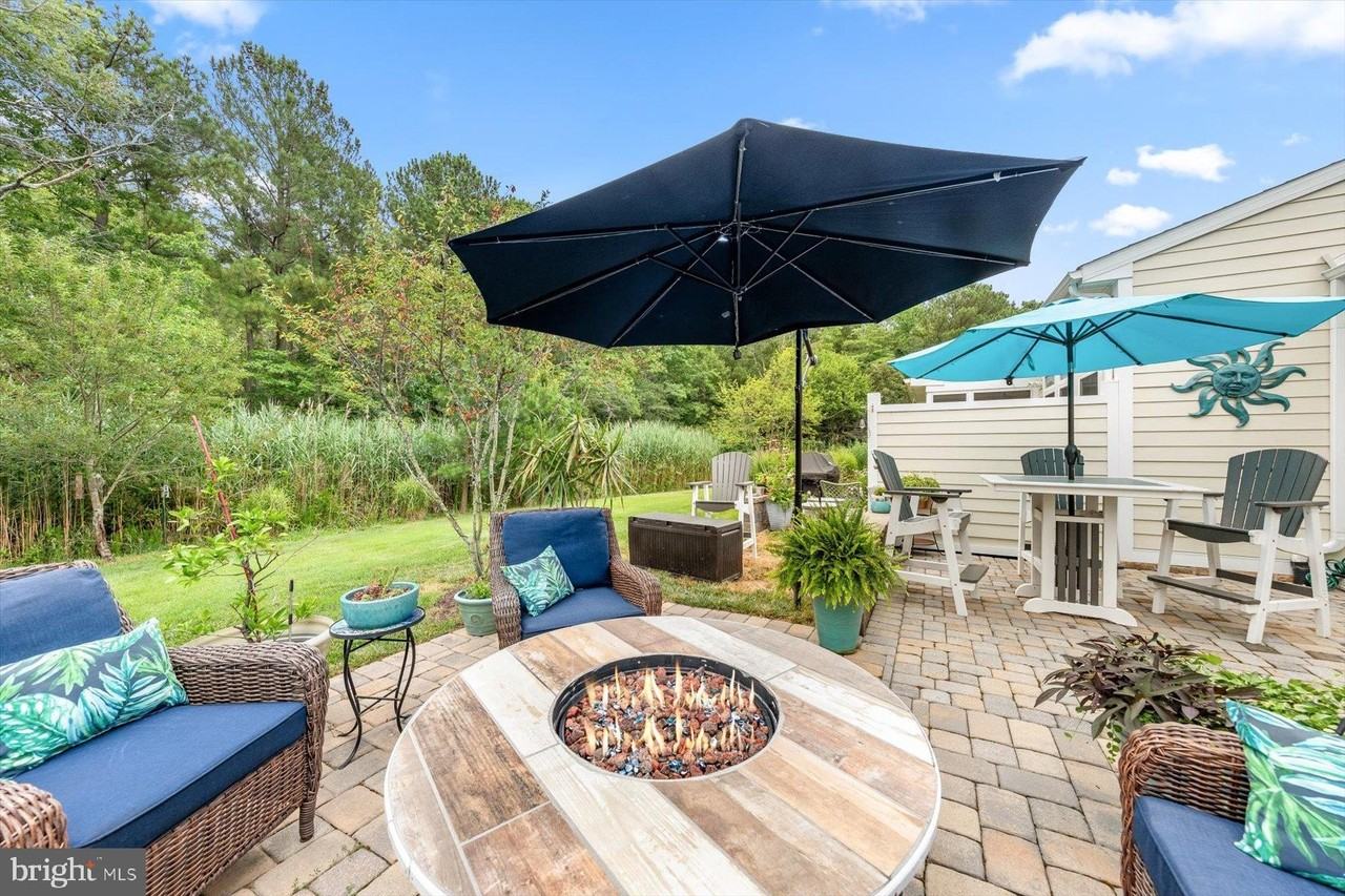 36346 Sea Grass Way - Photo 2 of 27