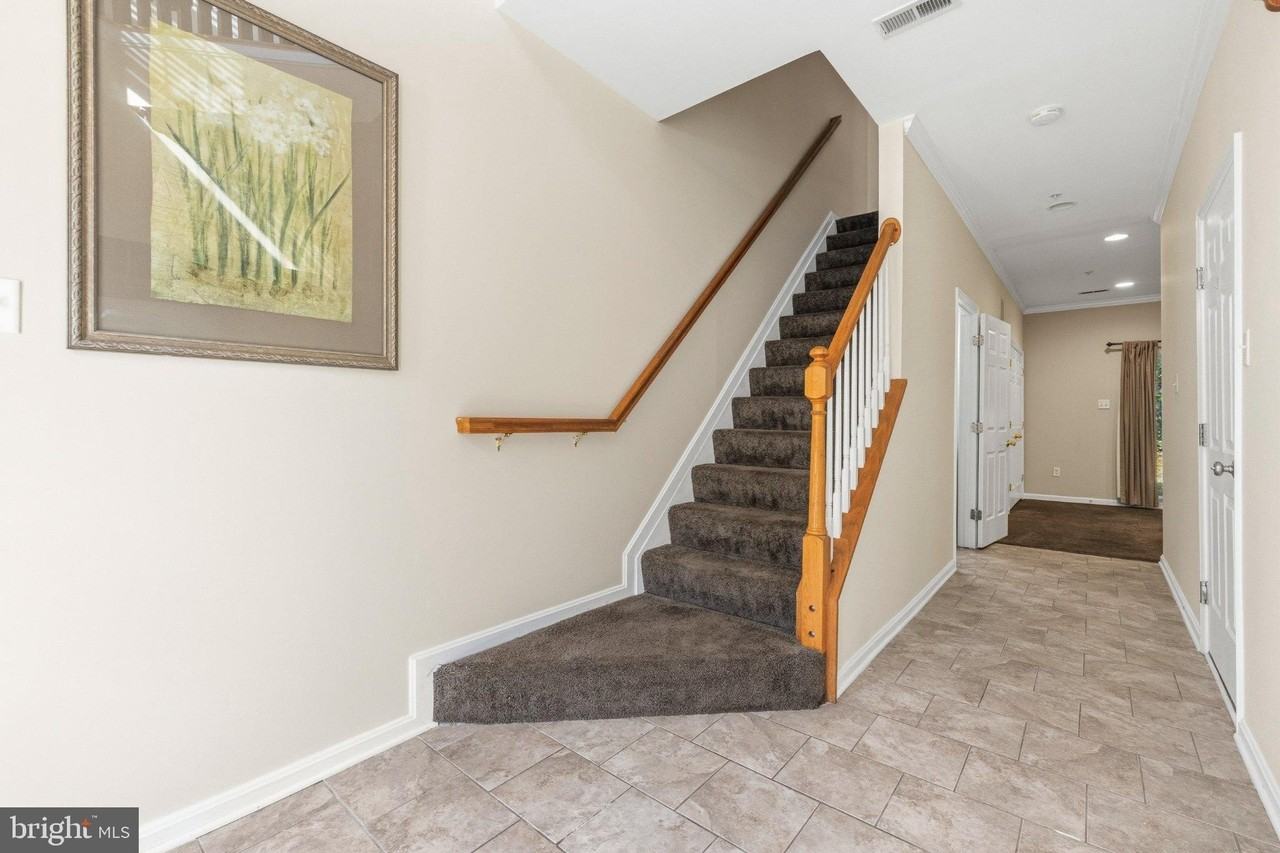 612 Trout Run Ct - Photo 2 of 23