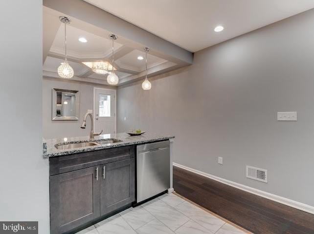 222 N Collington Ave - Photo 7 of 27
