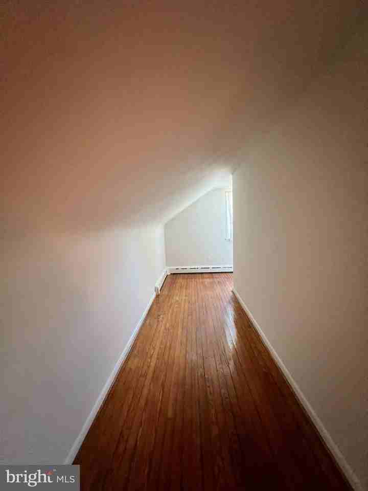 9406 Belair Rd - Photo 5 of 31