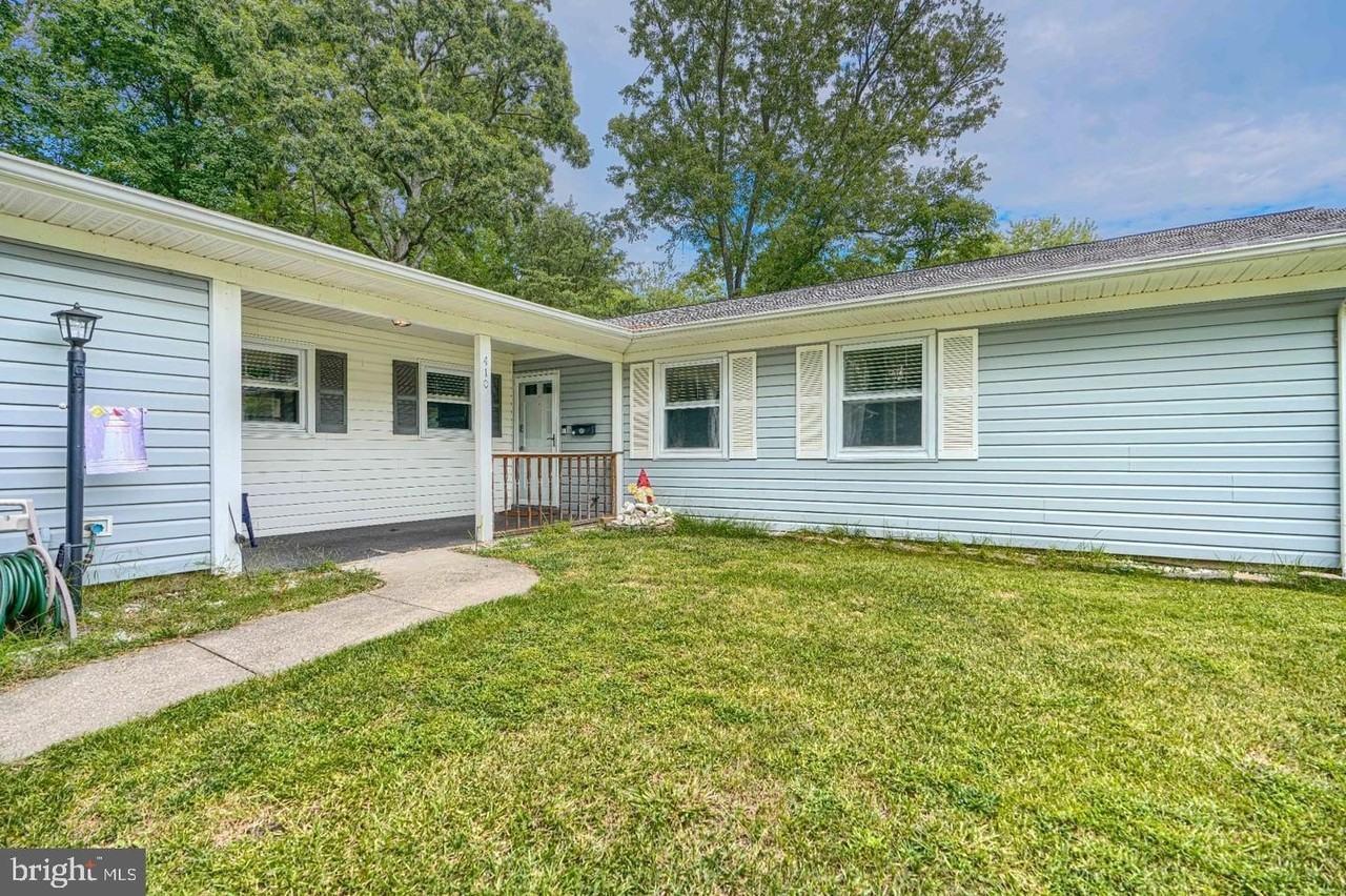 410 Acadia Dr - Photo 3 of 35