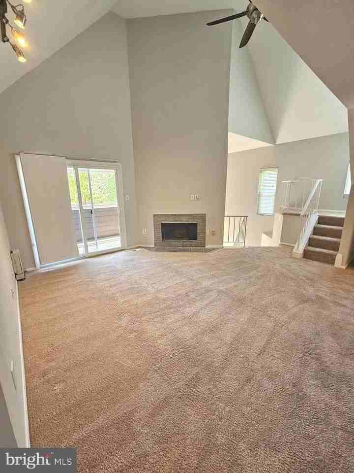 7928 Mayfair Cir #7928 - Photo 3 of 16