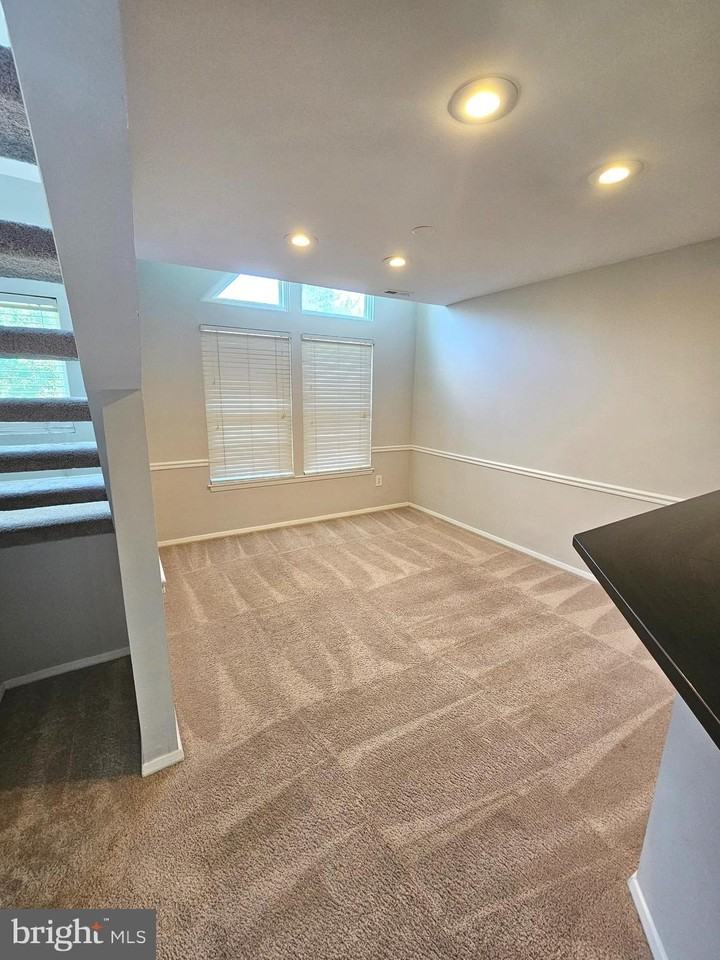 7928 Mayfair Cir #7928 - Photo 7 of 16