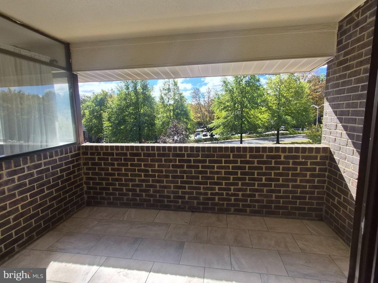 425 Christopher Ave #41 - Photo 4 of 19