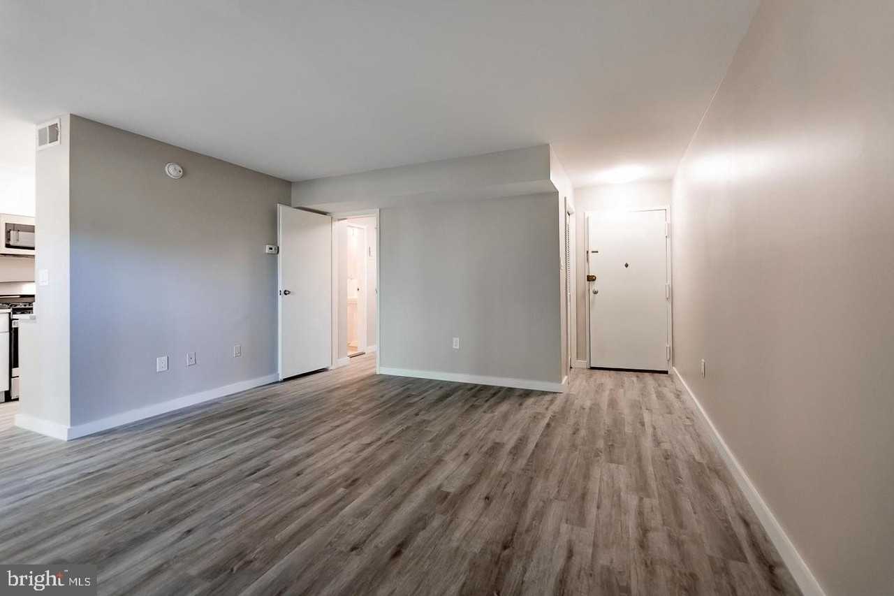 10320 Rockville Pike #102 - Photo 2 of 11