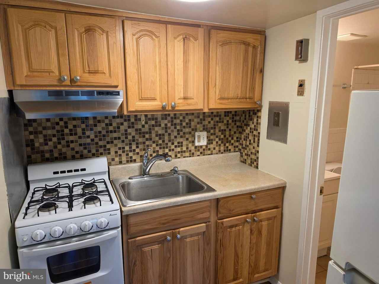 2111 Walsh View Ter #303 - Photo 4 of 8